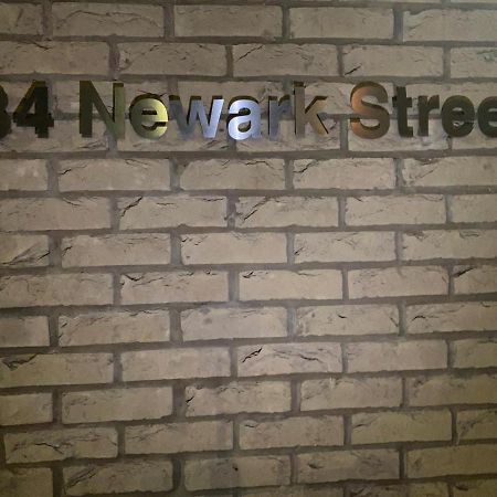 Central London, Jaccuzzi,Newbuild, 2 Bedrooms Two Baths エクステリア 写真