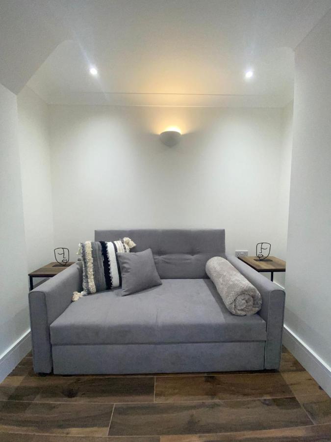 Central London, Jaccuzzi,Newbuild, 2 Bedrooms Two Baths エクステリア 写真