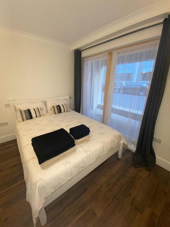 Central London, Jaccuzzi,Newbuild, 2 Bedrooms Two Baths エクステリア 写真