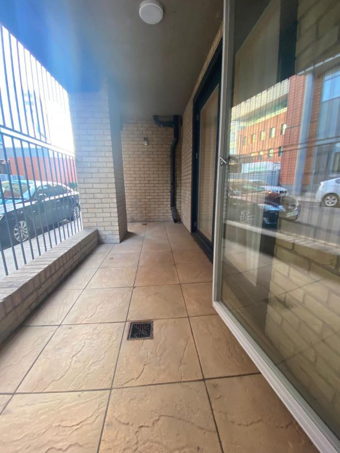 Central London, Jaccuzzi,Newbuild, 2 Bedrooms Two Baths エクステリア 写真