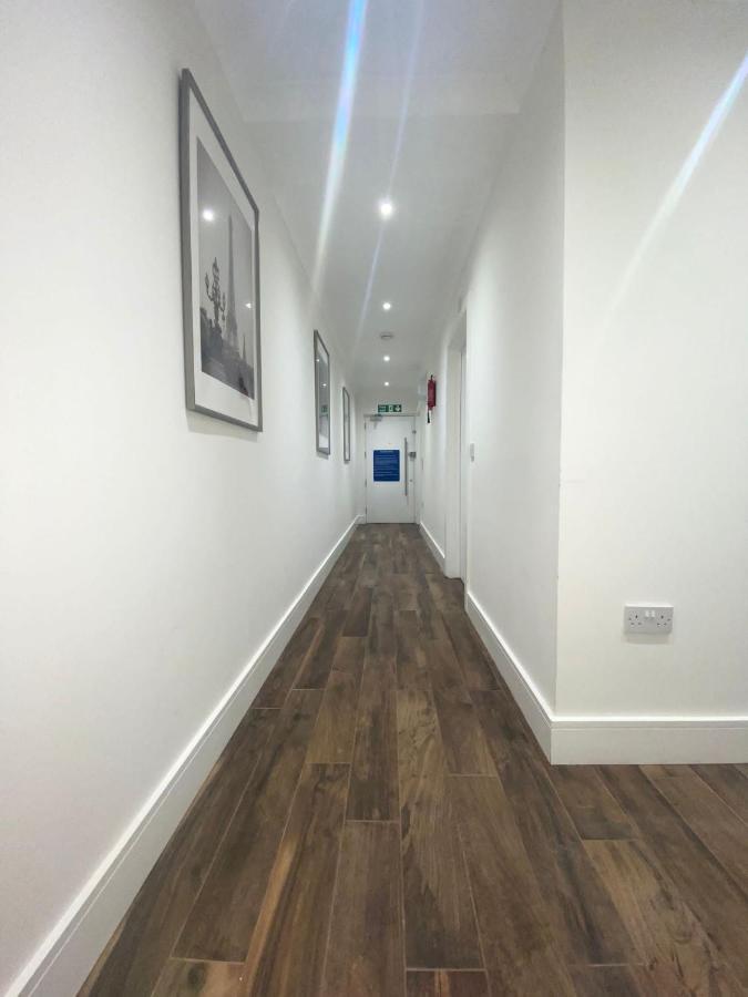 Central London, Jaccuzzi,Newbuild, 2 Bedrooms Two Baths エクステリア 写真